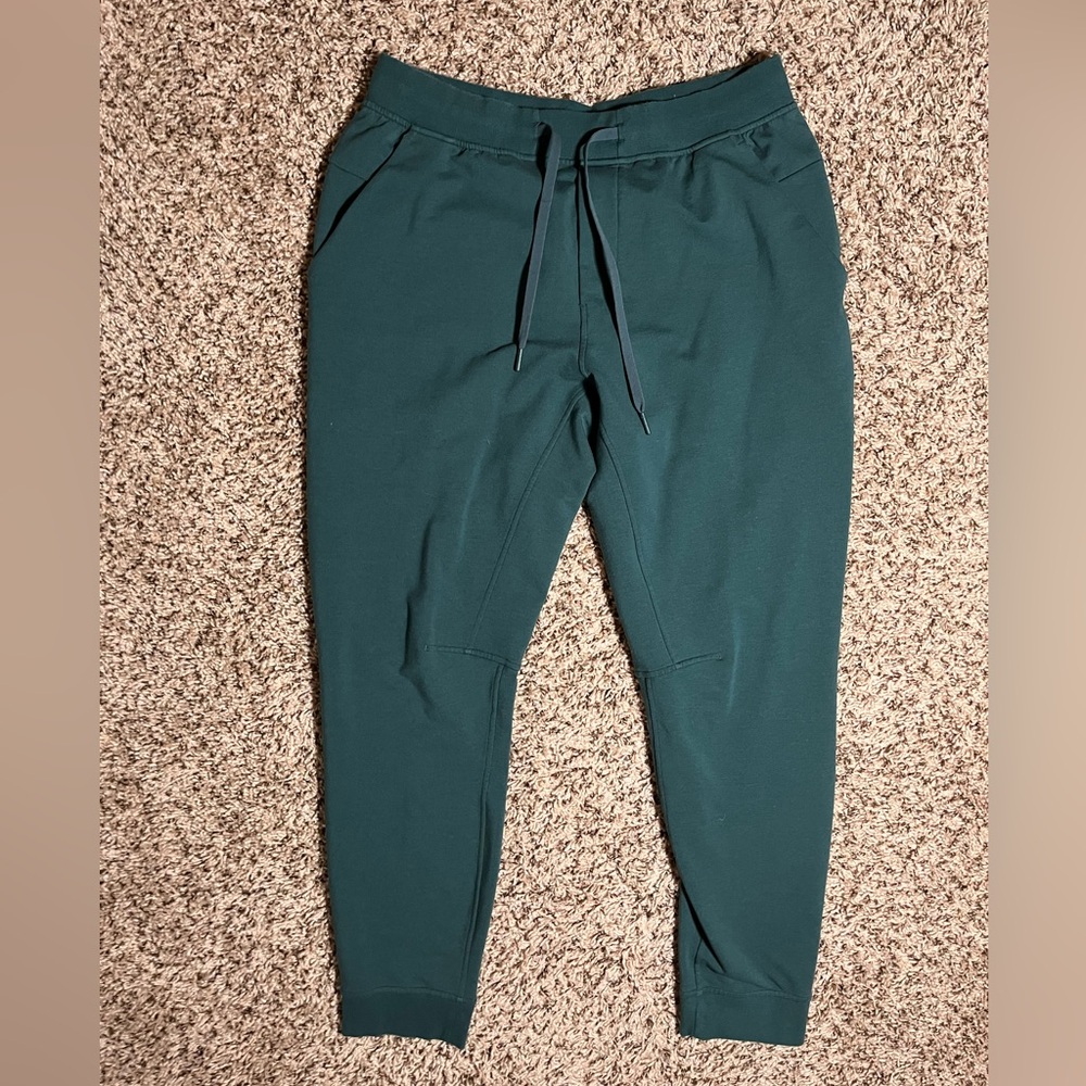 Lululemon Athletica Green Jogger Pants